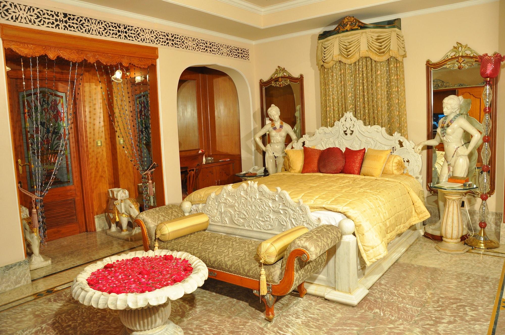ג'איפור Shiv Vilas Resort מראה חיצוני תמונה