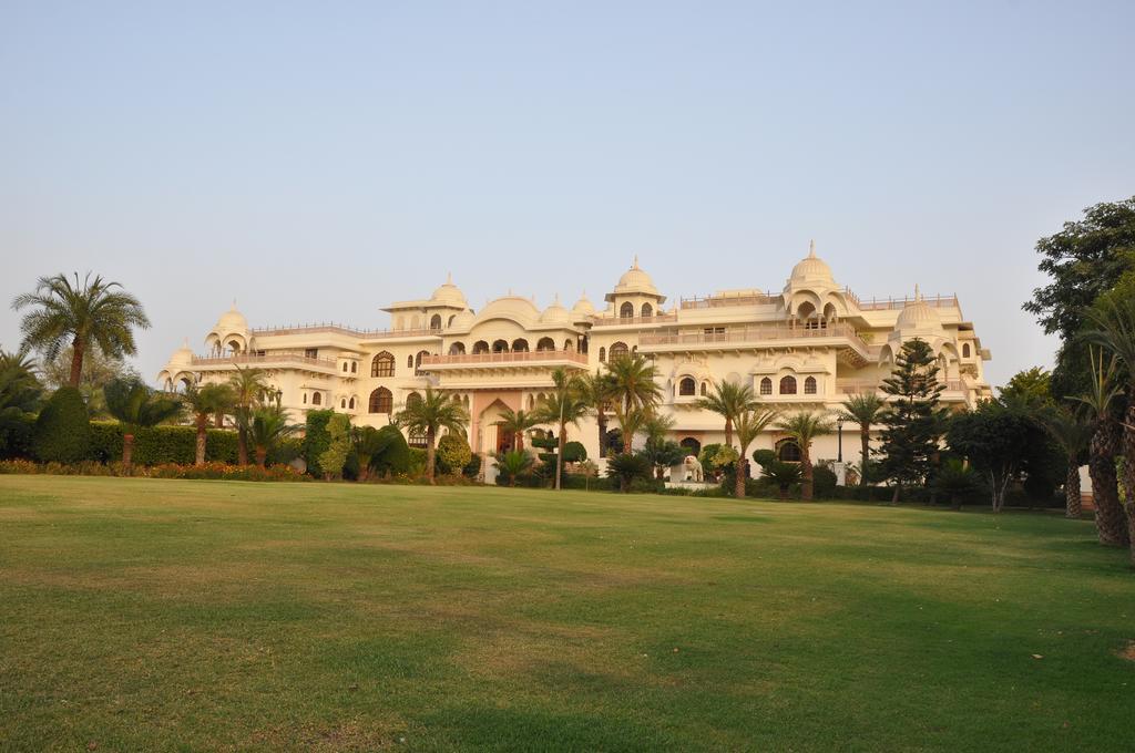 ג'איפור Shiv Vilas Resort מראה חיצוני תמונה